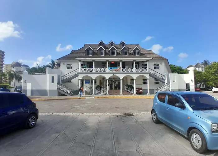 Aparthotel Beautiful 1 Bedroom 14 At Sandcastles 3*