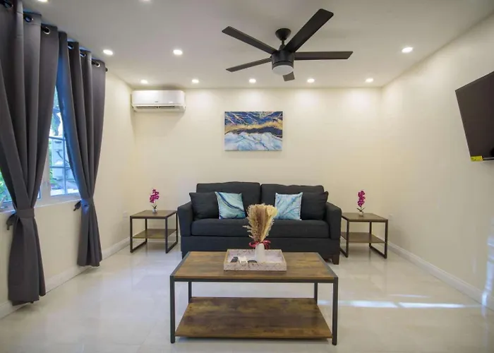 Beautiful 1 Bedroom 14 At Sandcastles Aparthotel